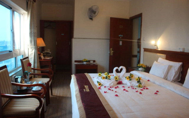 A25 Hotel - 221 Bach Mai