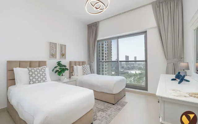 Brand New with Relaxing Pool & Kids Area