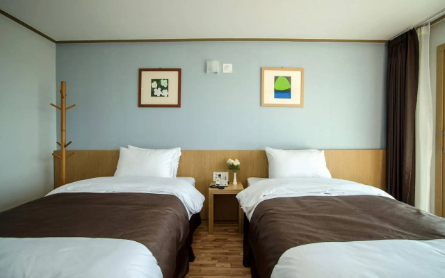 Blue Hawaii Resort