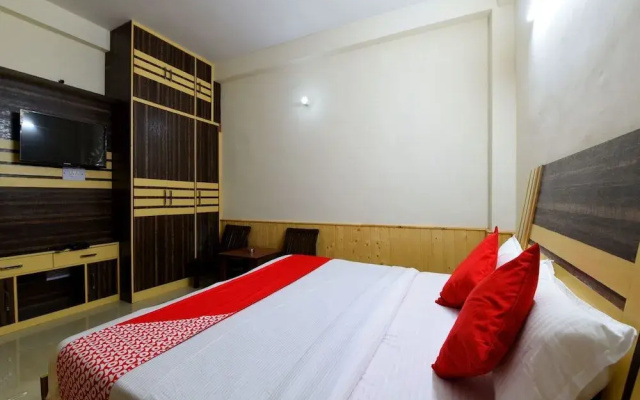 OYO 15028 Kalpana Homestay