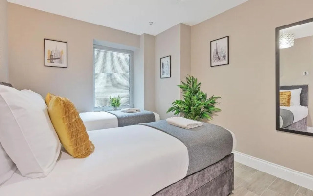 Ocean Walk | 2 Bedroom Apartment | Moments From The Seaside