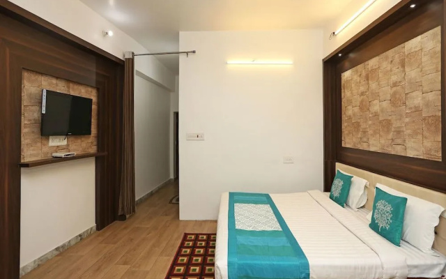 Oyo 9853 Hotel Haveli Inn