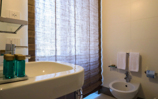 ARCO VECCHIO URBAN SUITE by EPOCA COLLECTION
