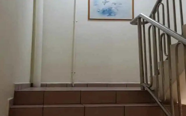 新国泰旅店(New Cathay Hotel)