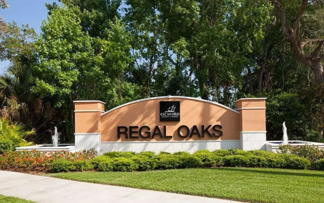 Regal Oaks Hideaway