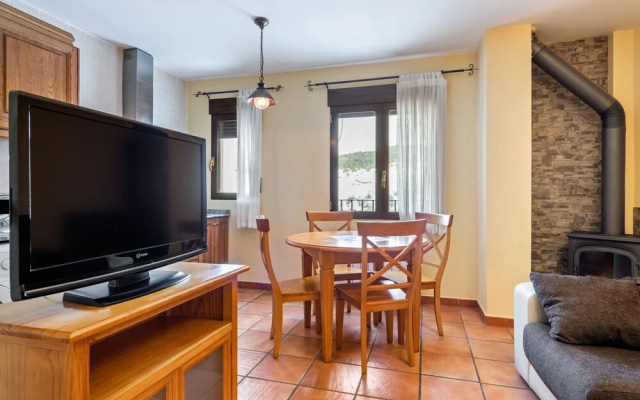 Delightful Apartment in Gudar With Fireplace
