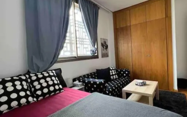 Beautiful 2beds apartment with swim pool in marina