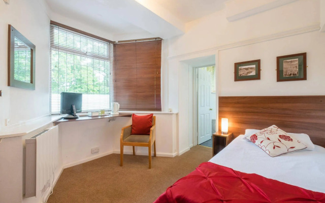 Yenton Hotel