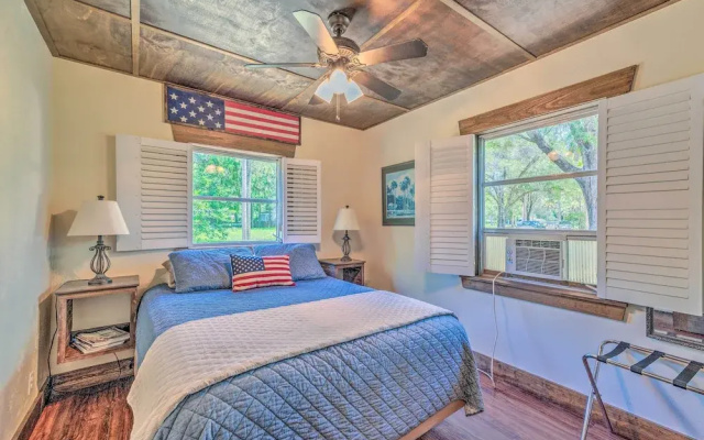 Waterside Anglers Heaven: Crooked River Fish Camp