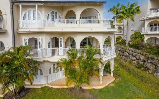 Royal Apartment 221 by Island Villas
