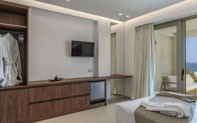 Luxurious Villa Selestine - With Private Pool