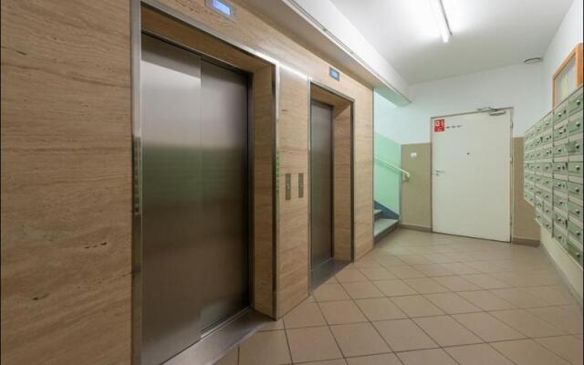 Отель P&O Apartments Bielany 4 Польша, Варшава - отзывы, цены и фото номеров - забронировать отель P&O Apartments Bielany 4 онлайн интерьер отеля