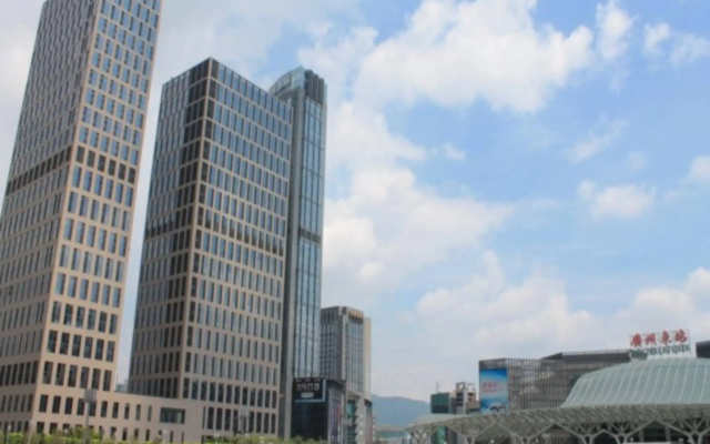 YiBo Hotel Apartment (Guangzhou East Railway Station Zhujiang New Town)