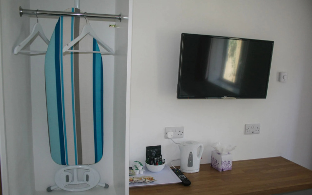Bex Rooms