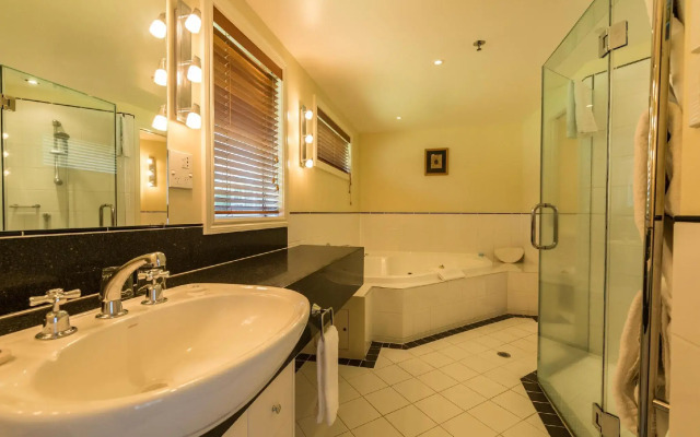 VR Rotorua Lake Resort