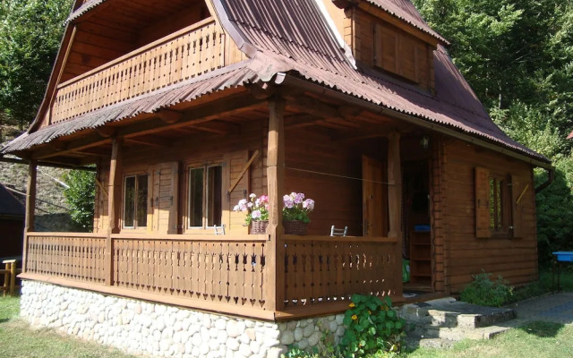 Drewniany Domek BB Nad Rzeka