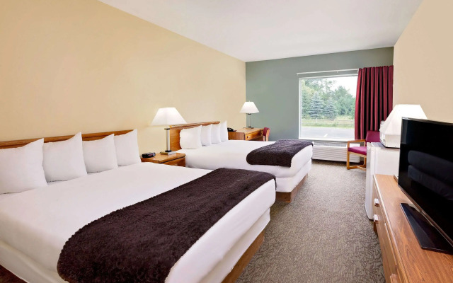 Days Inn by Wyndham Cadillac
