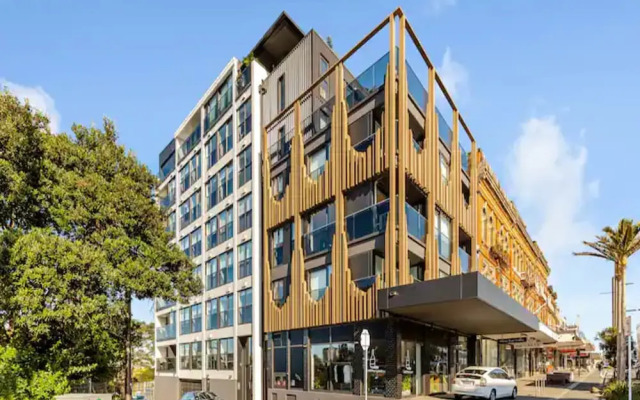 Bright And Modern Apartment On K Road!