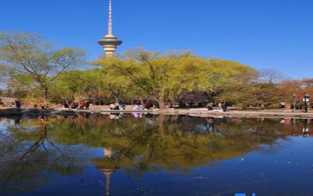 Vifan Hotel (Beijing Air Force General Hospital Cuiwei Road)
