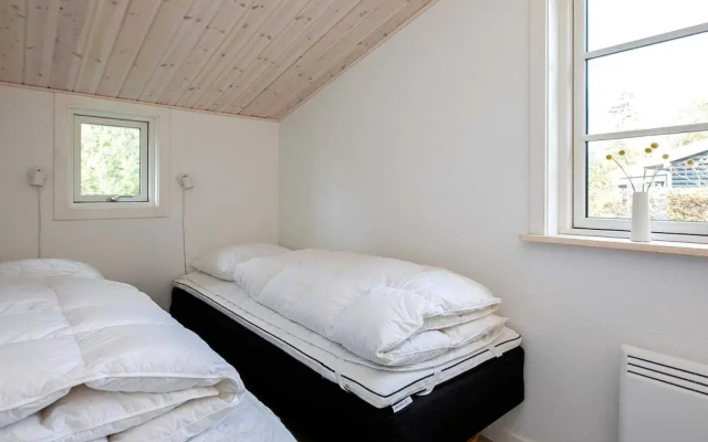 4 Person Holiday Home in Vaeggerlose