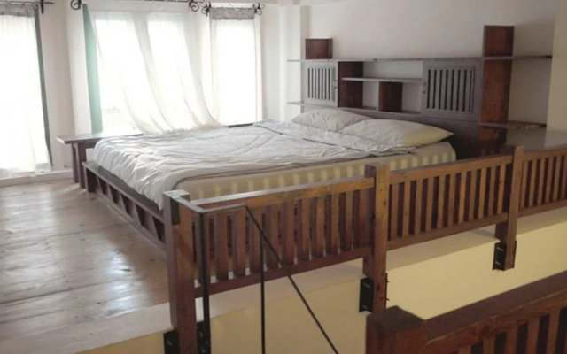 Tuscany Avenue Service Apartment