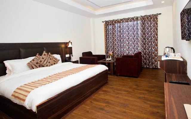 Beyond Stay Hotel Manali Queen