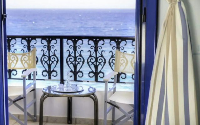 Blue Sea Hotel