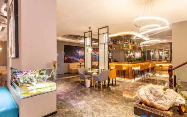 Huayuan Hotel (Fubo East Road)