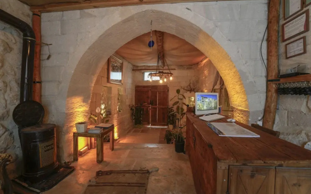 My Cave Suite