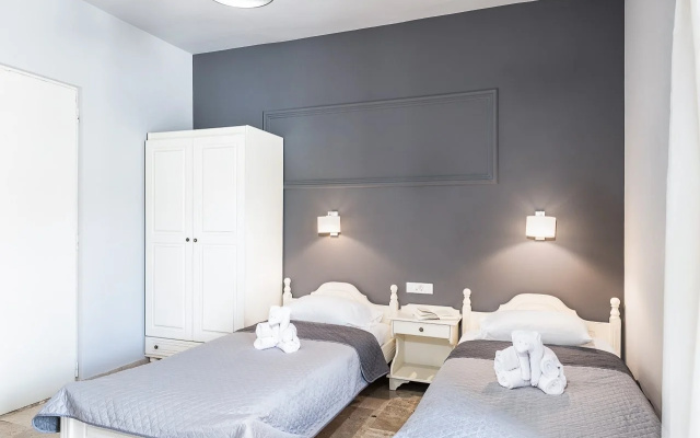 Lia Apartments