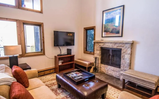 Fifth Avenue Unit 202
