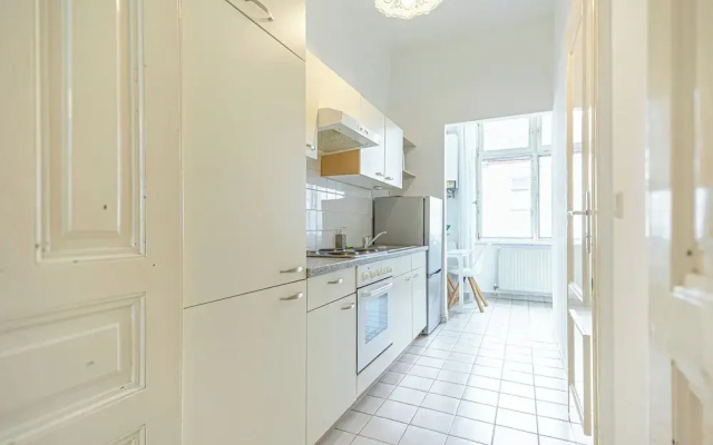 Stylish 1BR Apartment In Vienna Center