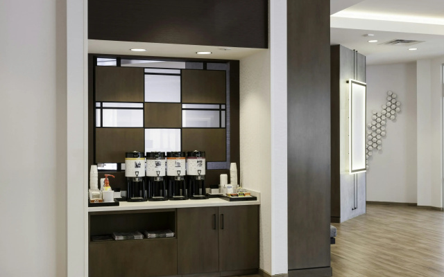 Hampton Inn & Suites Phoenix Downtown