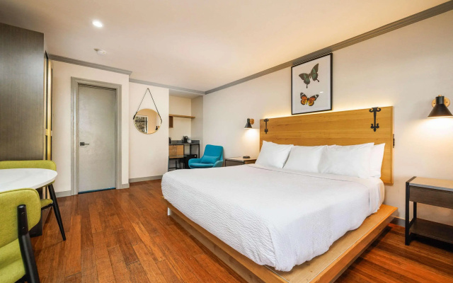 Inn Marin and Suites, an Ascend Collection Hotel