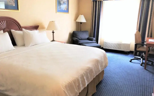 Holiday Inn Express Syracuse Airport by IHG