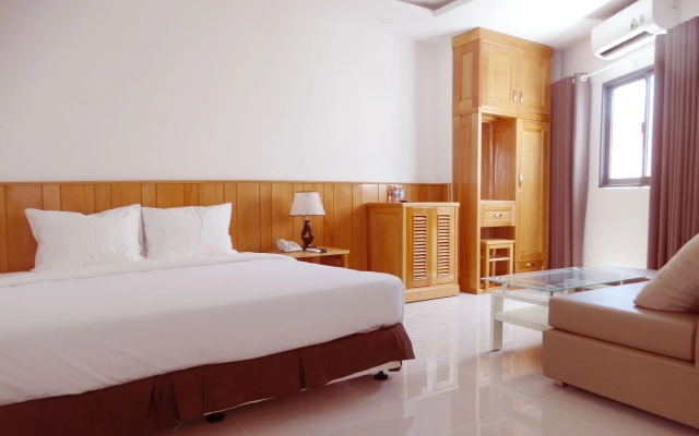 Отель Grand Beach Nha Trang