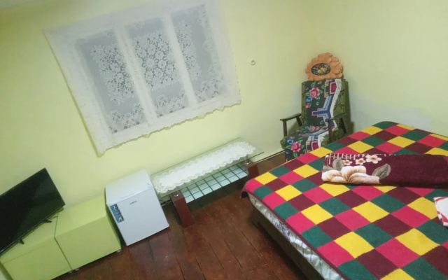Room in Guest Room - Healthy Retreat Holiday in Mountain