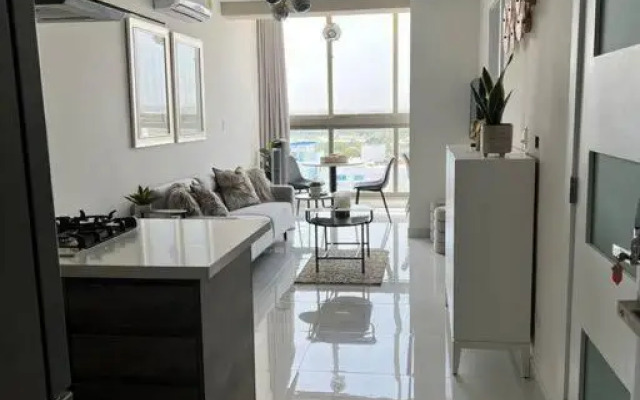 Apartamento Lujo + Piscina infinita + GYM + Sauna