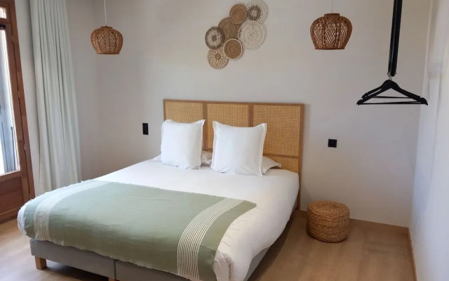 Intense Boutik Hôtel