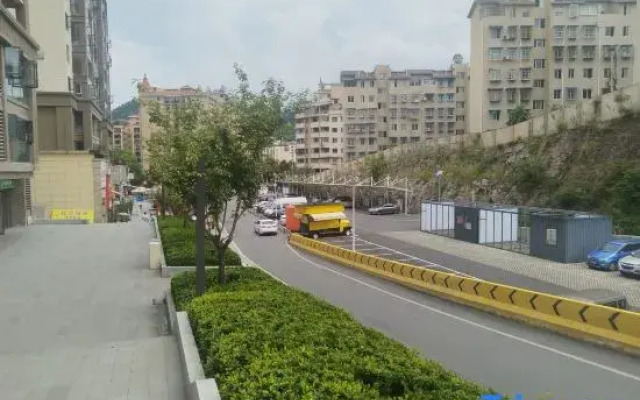 Tumeiji Cinema-style Homestay (Zunyi Wuyue Plaza)