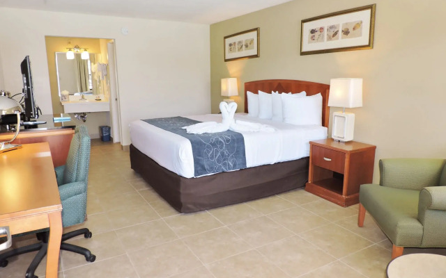 Seasons Florida Resort