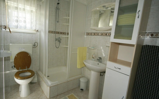 Coastal Comfort in Vinisce