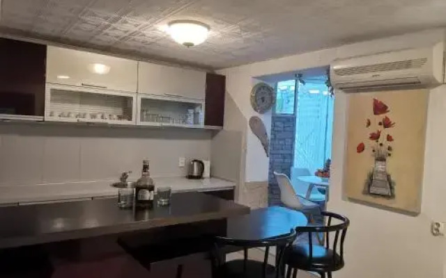 Braavos Apartment