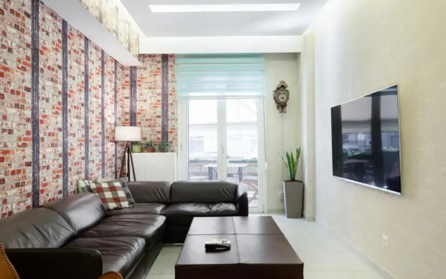 Near Acropolis brand new 1 min from metro