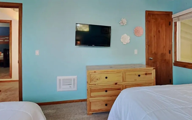 651 4 Bedroom Home