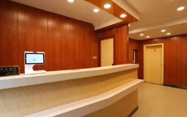 Zsmart Hotel (Shanghai Xinzhuang Metro Station Longemont)