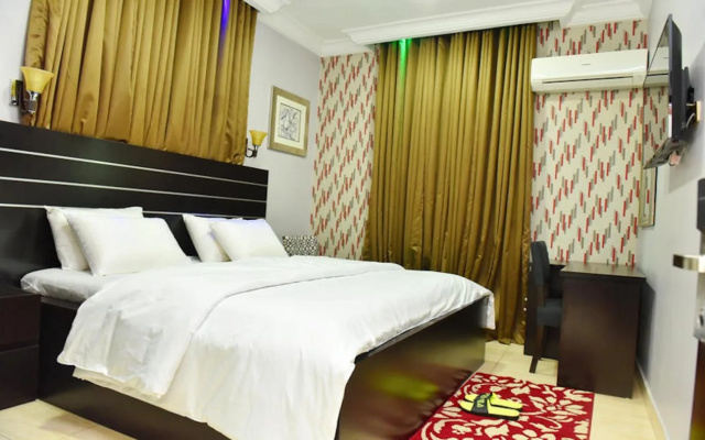 Somerset Suites