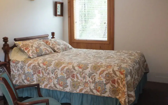 Scarborough Inn