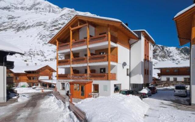 Отель Pension Bergland Горнолыжный курорт Ортлер вид на фасад