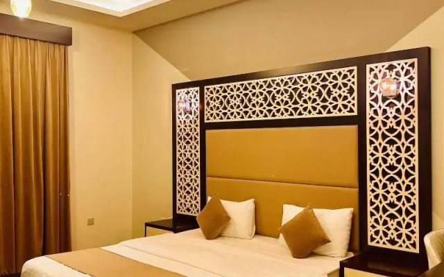 Arabian Palm Hotel